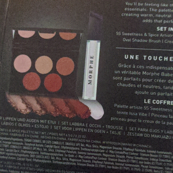 Makeup - Picture 2 of 2